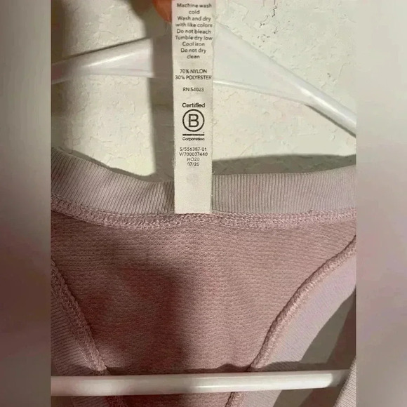 Athleta Momentum Seamless Pink Camo Racerback Tank Top Womens Size Small - Picture 3 of 5